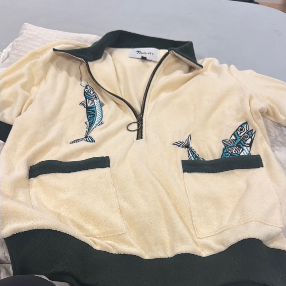 Tombolo size Large “the angler” Cabana, like new unisex, White Lotus